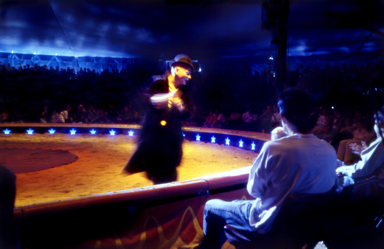 El espectáculo debe continuar, 1996