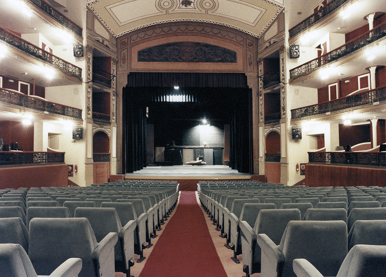 Grandes teatros del mundo, 1997