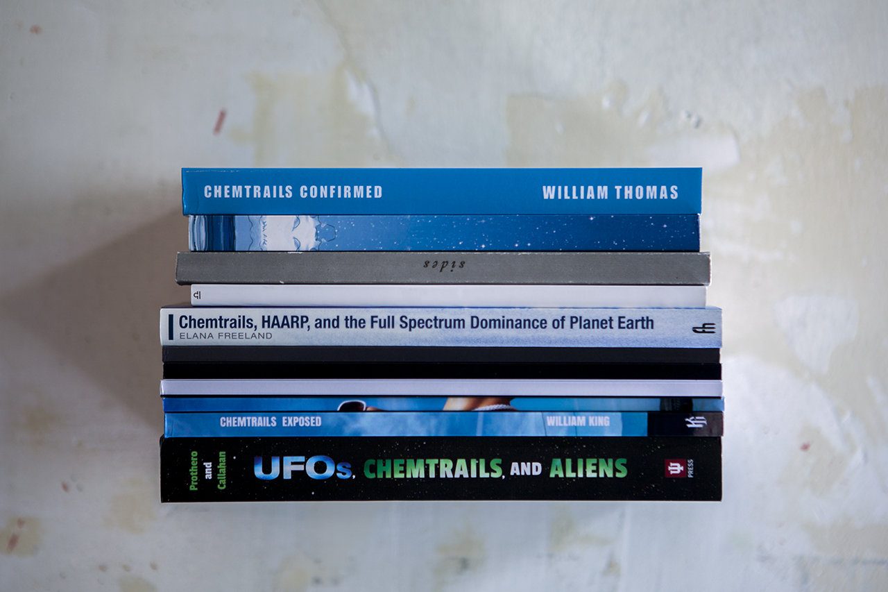 Look! Up in the sky!,2019